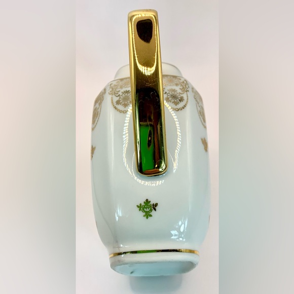 Limoges France Unique White Porcelain Creamer w/ Intricate Gold Detailing - Picture 6 of 8